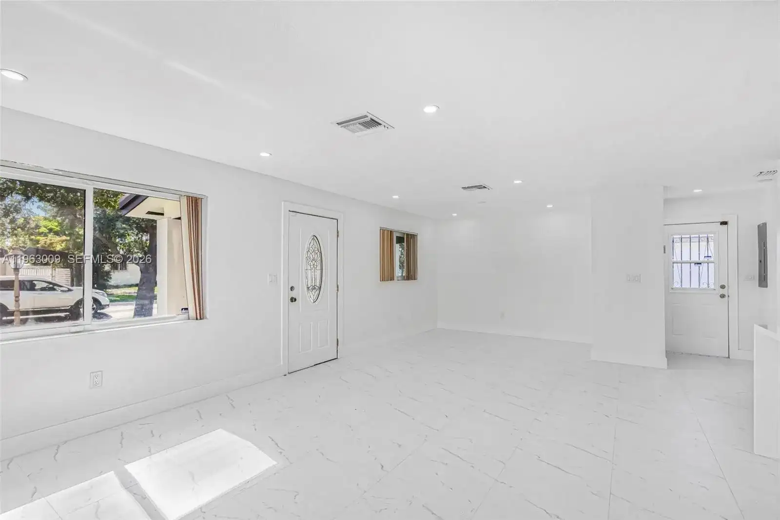 2901 SW 92nd Ave # 0, Miami FL 33165 photo 5