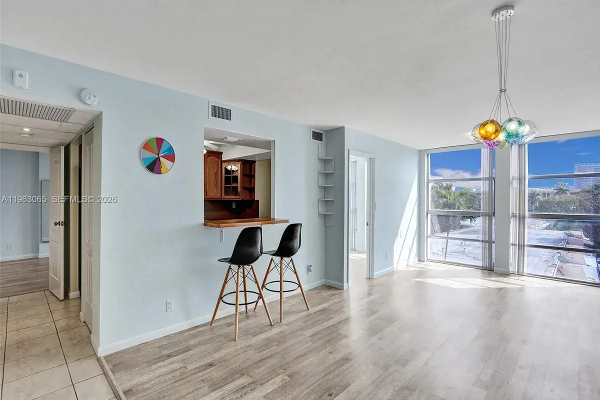 2001 Atlantic Shores Blvd # 419, Hallandale Beach FL 33009