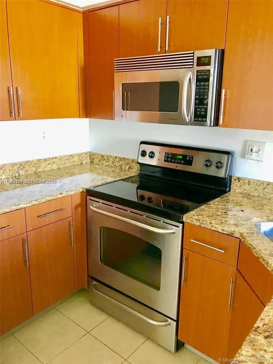 3300 NE 192nd St # 510, Aventura FL 33180