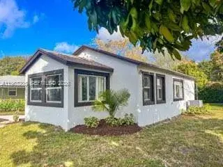 1025 NW 55th St # 1, Miami FL 33127
