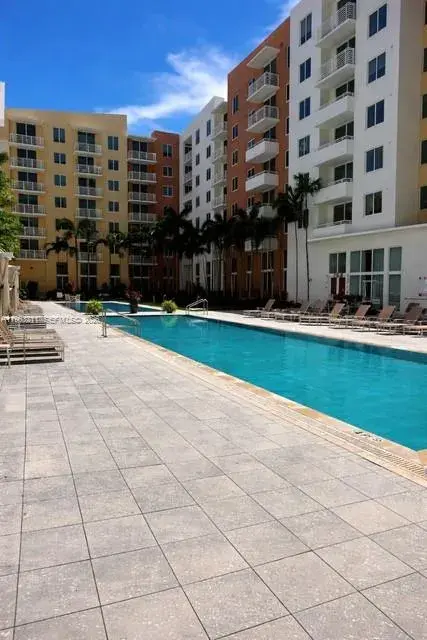 2775 NE 187th St # 312, Aventura FL 33180
