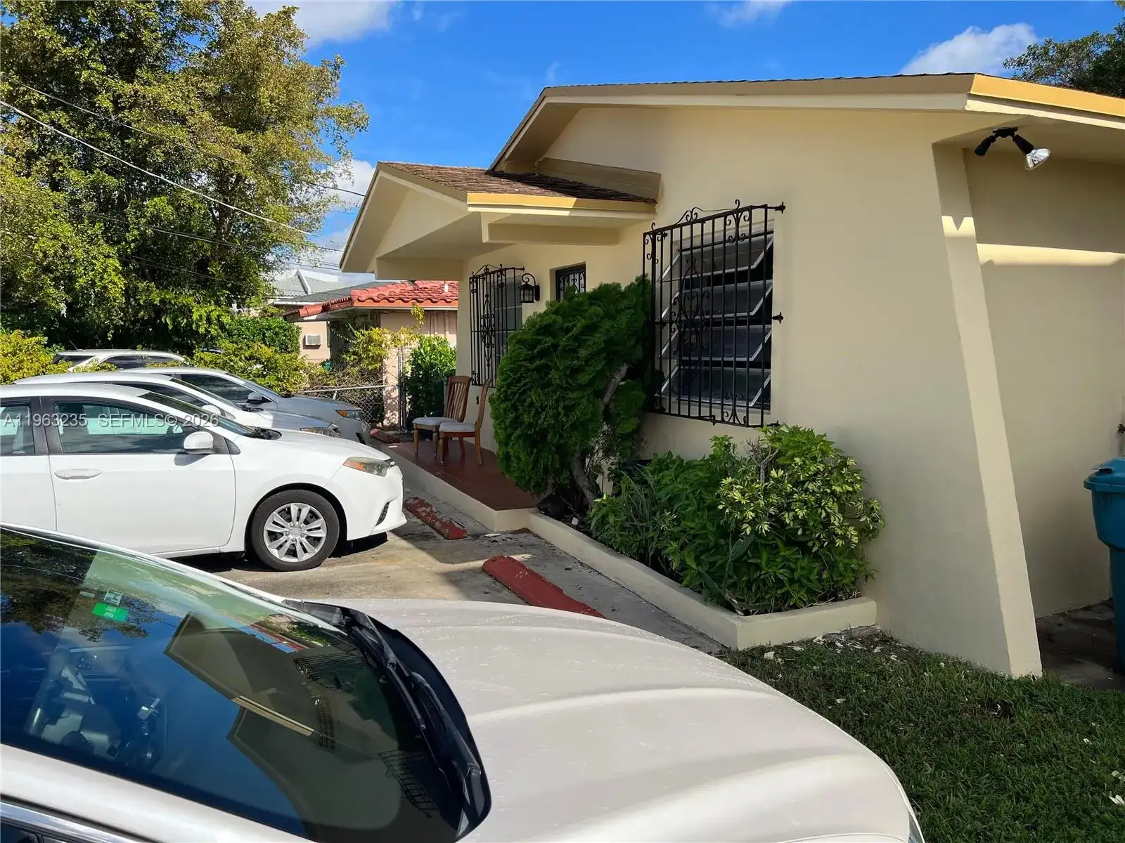 733 NW 33rd Ave, Miami FL 33125 photo 4