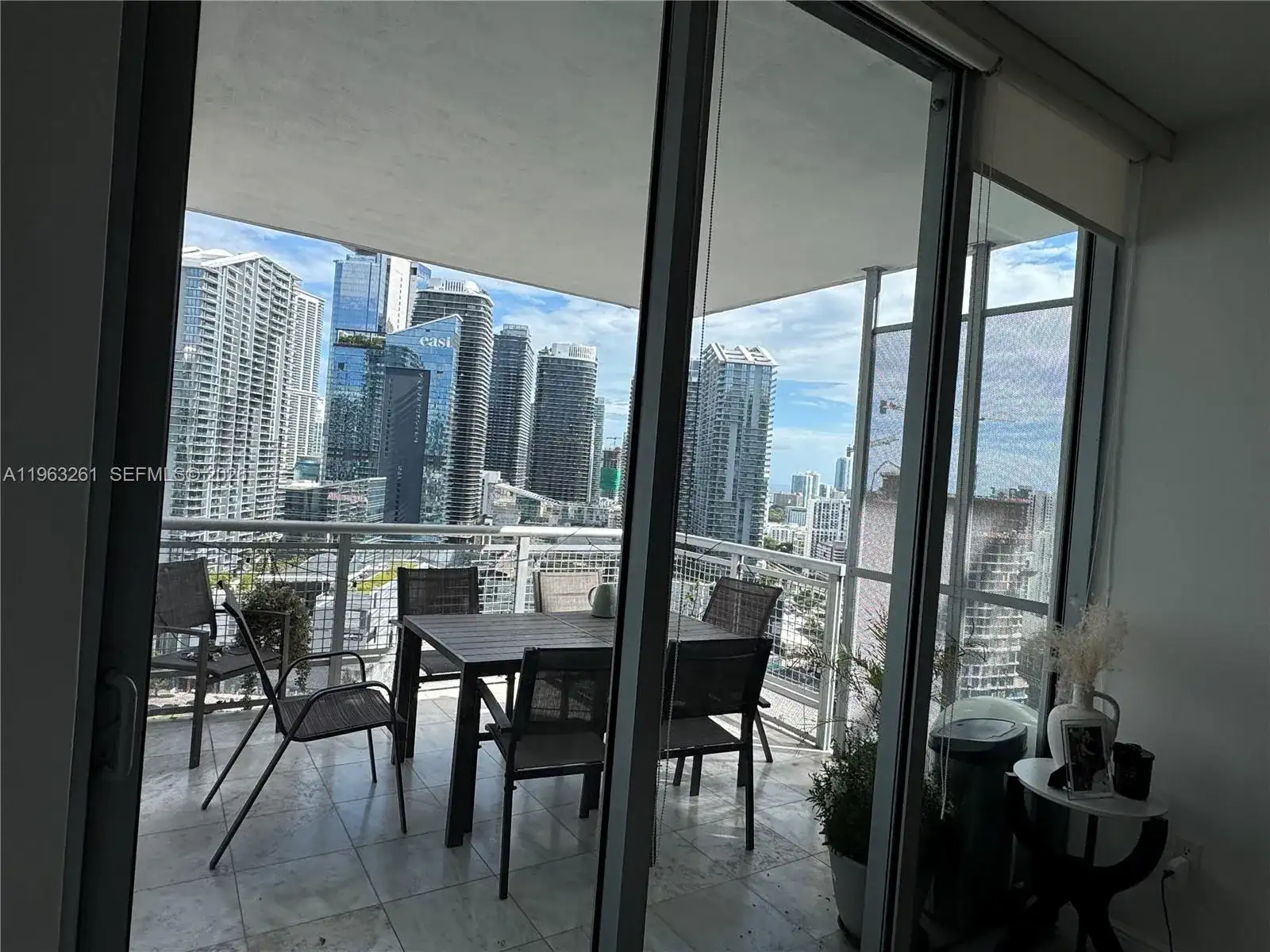 350 S Miami Ave # 3006, Miami FL 33130 photo 5