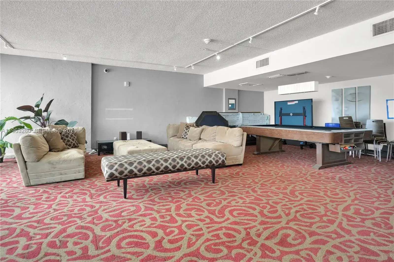 16558 NE 26th Ave # 2A, North Miami Beach FL 33160 photo 5