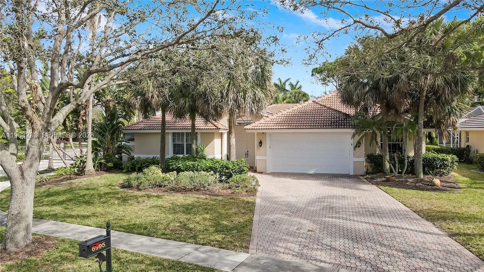 6995 Cypress Cove Cir # 0, Jupiter FL 33458 photo 2