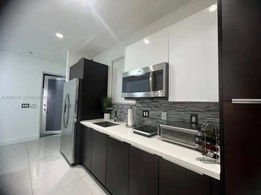 6312 NW 105th Pl, Doral FL 33178 photo 2