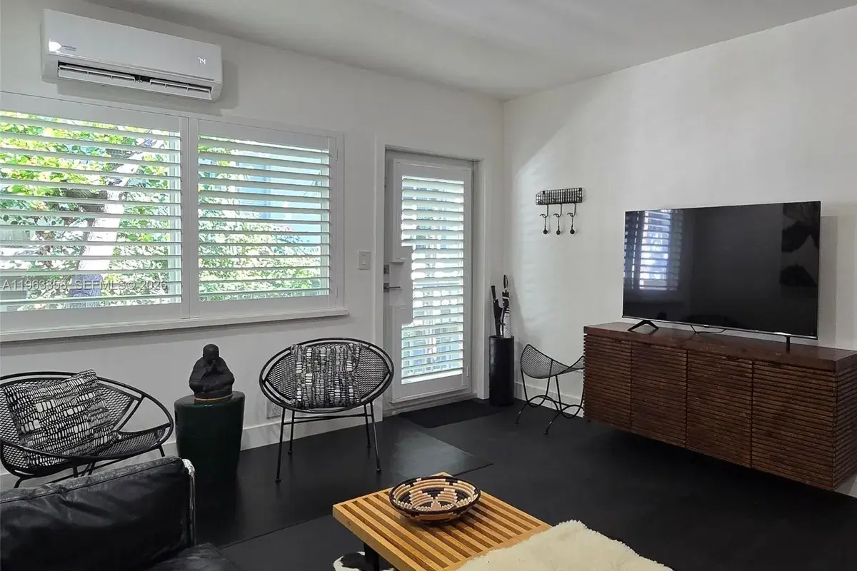 1021 Michigan Ave # 9, Miami Beach FL 33139