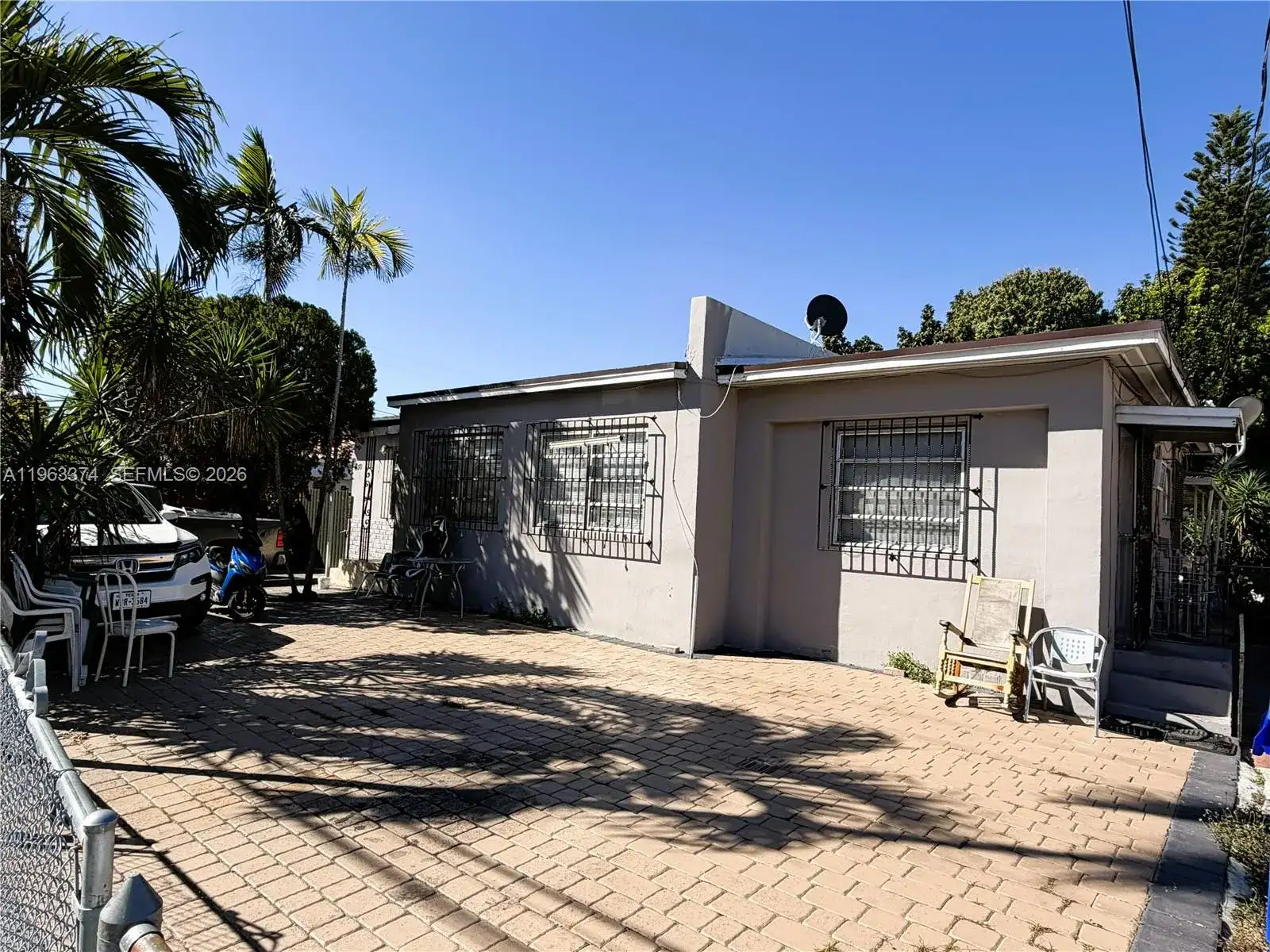 430 NW 53rd Ave, Miami FL 33126 photo 3