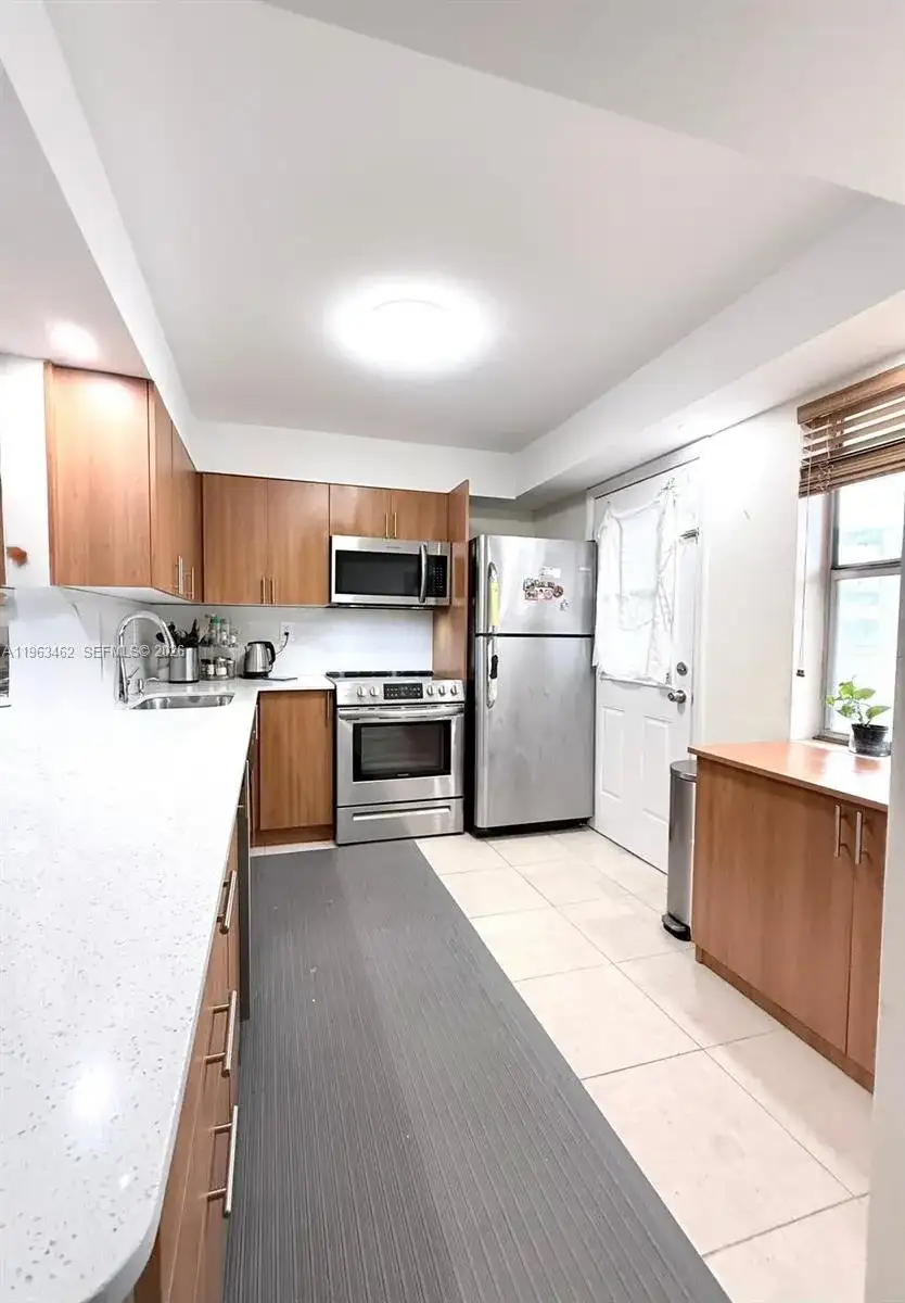 1501 NE 191st St # C114, Miami FL 33179 photo 5