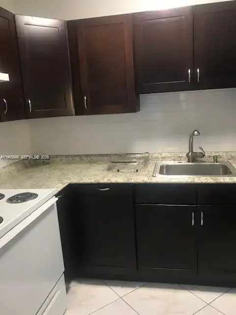 1420 Atlantic Shores Blvd # 126, Hallandale Beach FL 33009
