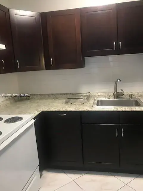 1420 Atlantic Shores Blvd # 126, Hallandale Beach FL 33009