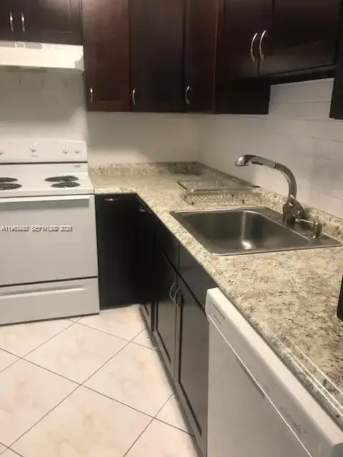 1420 Atlantic Shores Blvd # 126, Hallandale Beach FL 33009 photo 2