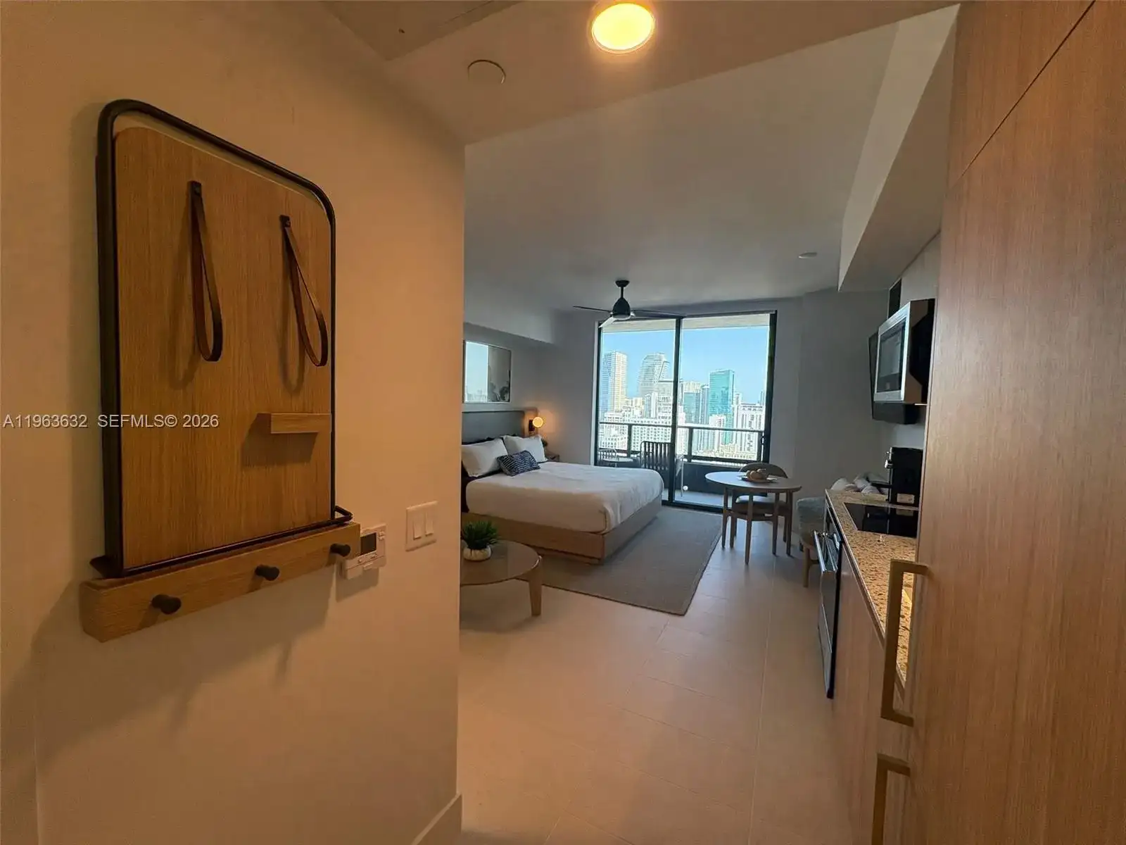 159 NE 6th St # 4010, Miami FL 33132 photo 5