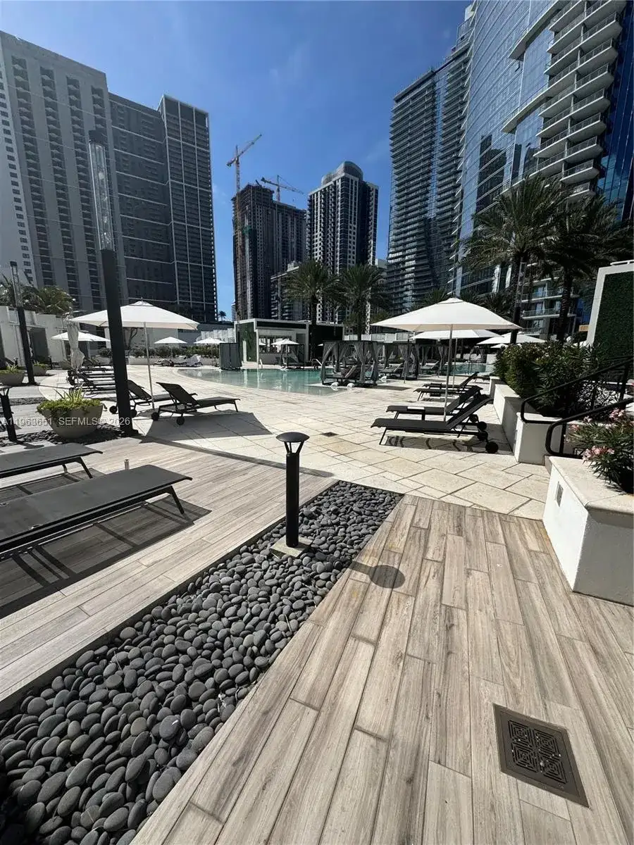 851 NE 1st ave # 1, Miami FL 33132 photo 2