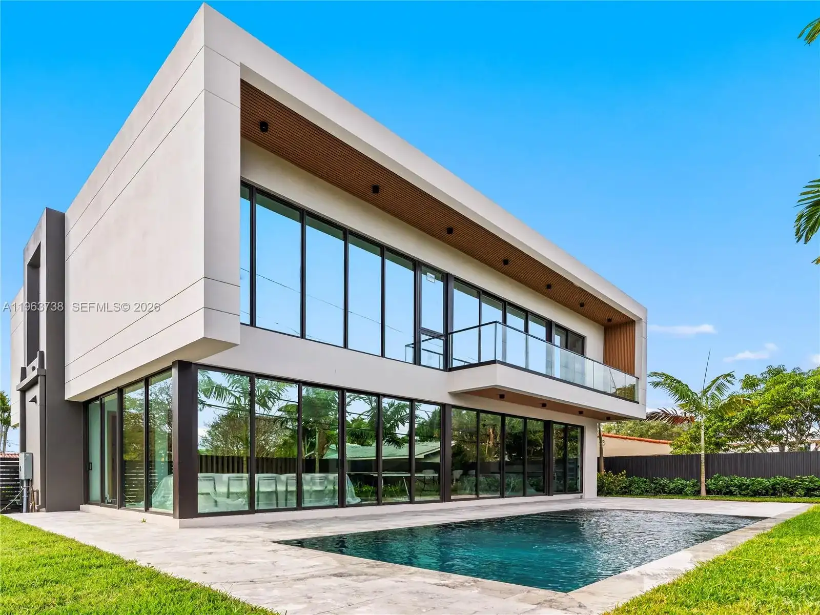 4401 SW 14th St, Miami FL 33134 photo 3
