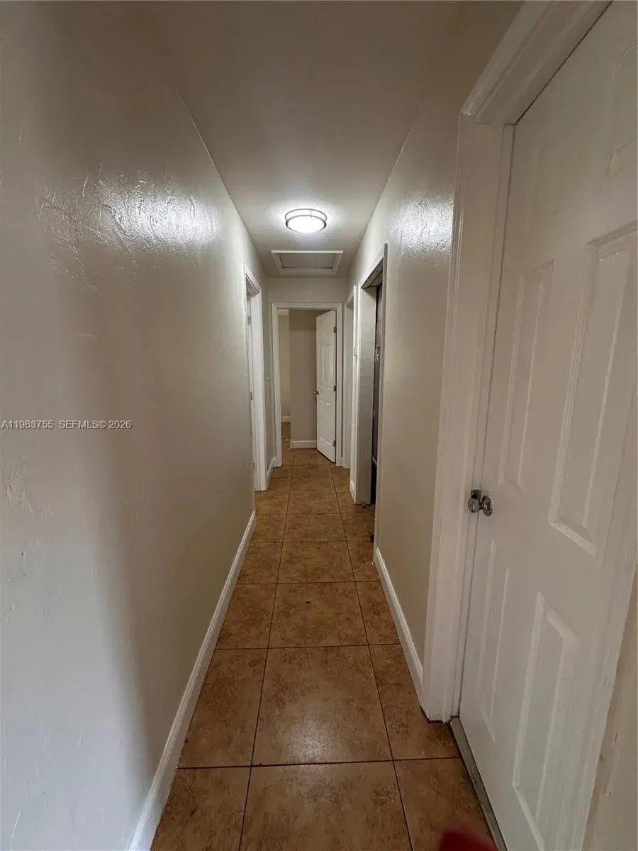 180 Penn Way, Fort Lauderdale FL 33312