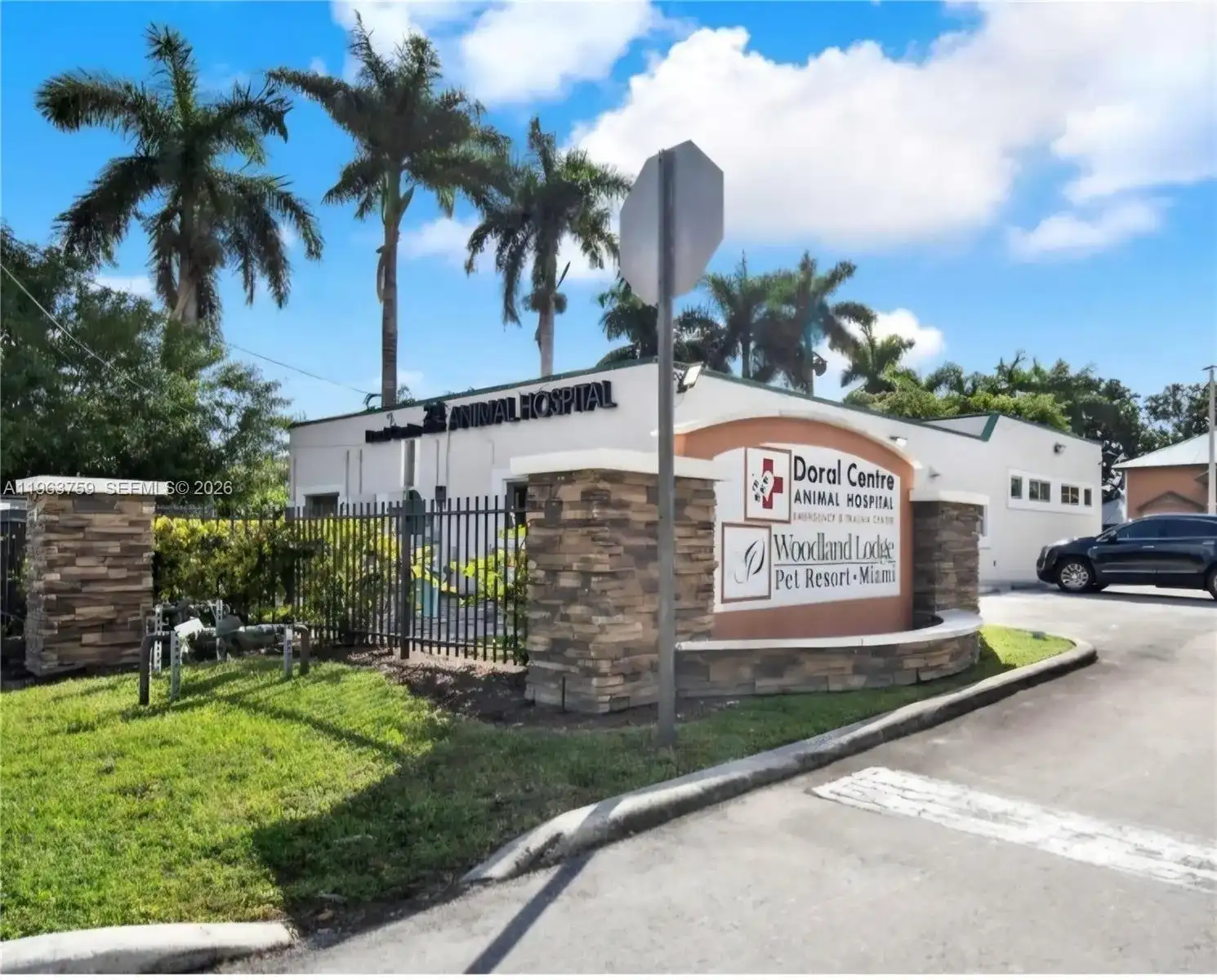 9400 NW 58th St, Doral FL 33178
