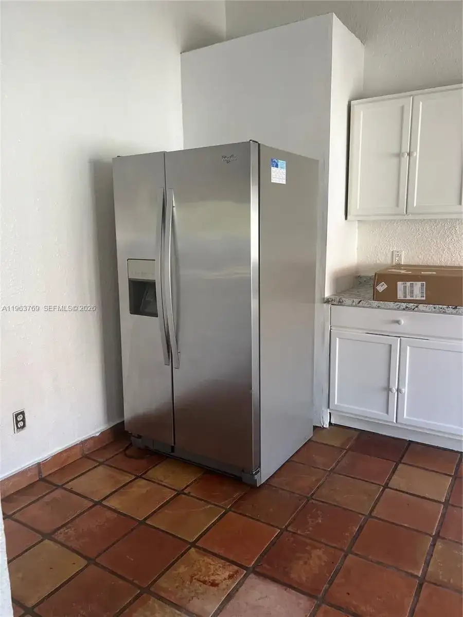 2950 SW 135th Ave, Miami FL 33175 photo 3