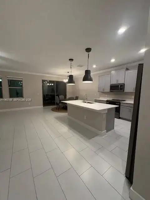 9612 Little Bluestem Drive, Other City - In The State Of Florida FL 34637 photo 5