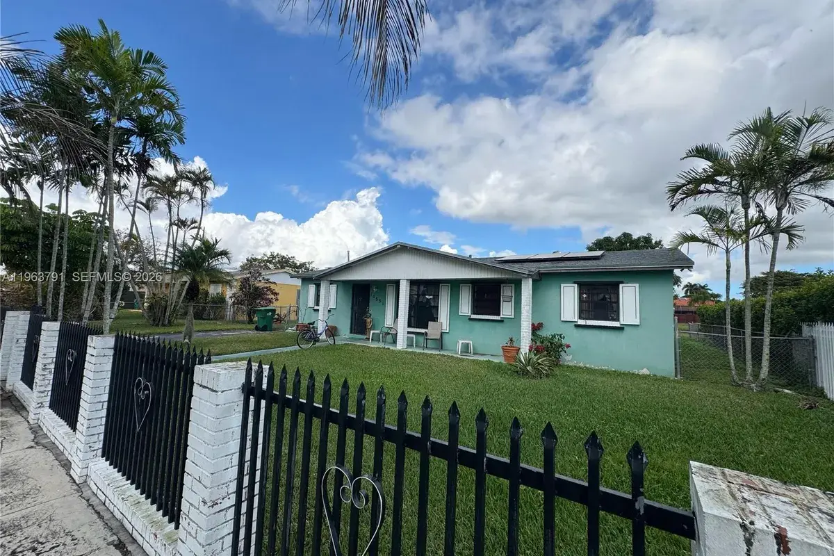 10551 SW 141st Dr, Miami FL 33176