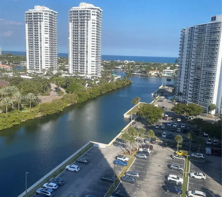 3701 N Country Club Dr # 1502, Aventura FL 33180