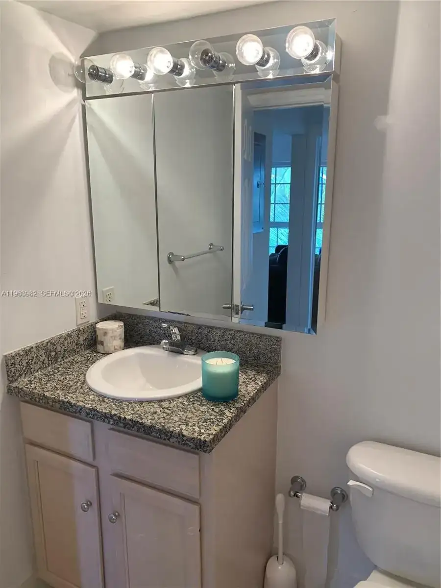 290 Sunrise Dr # 304, Key Biscayne FL 33149 photo 5