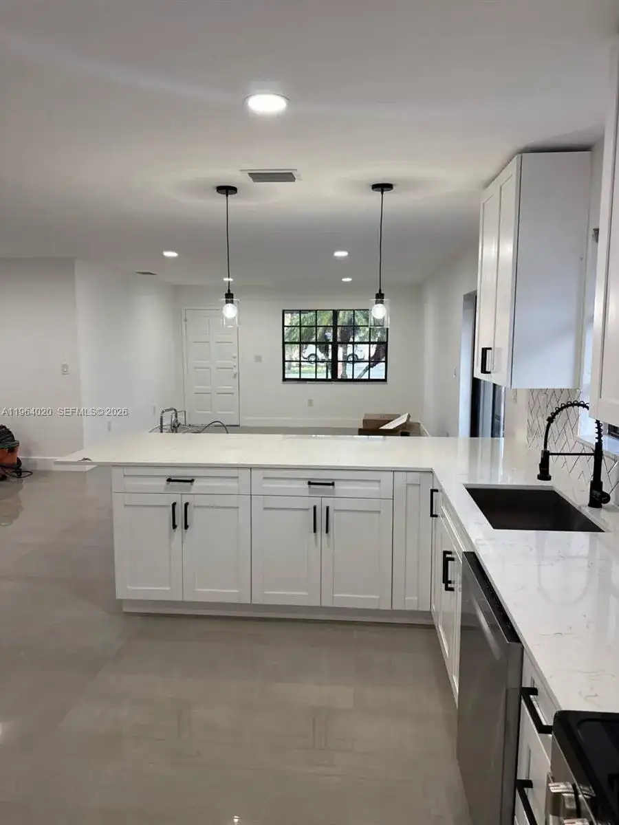 748 NW 133rd Ave, Miami FL 33182 photo 5