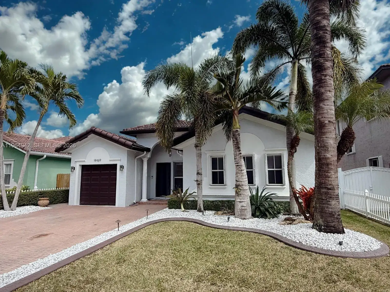 14469 SW 158th Pl, Miami FL 33196 photo 2