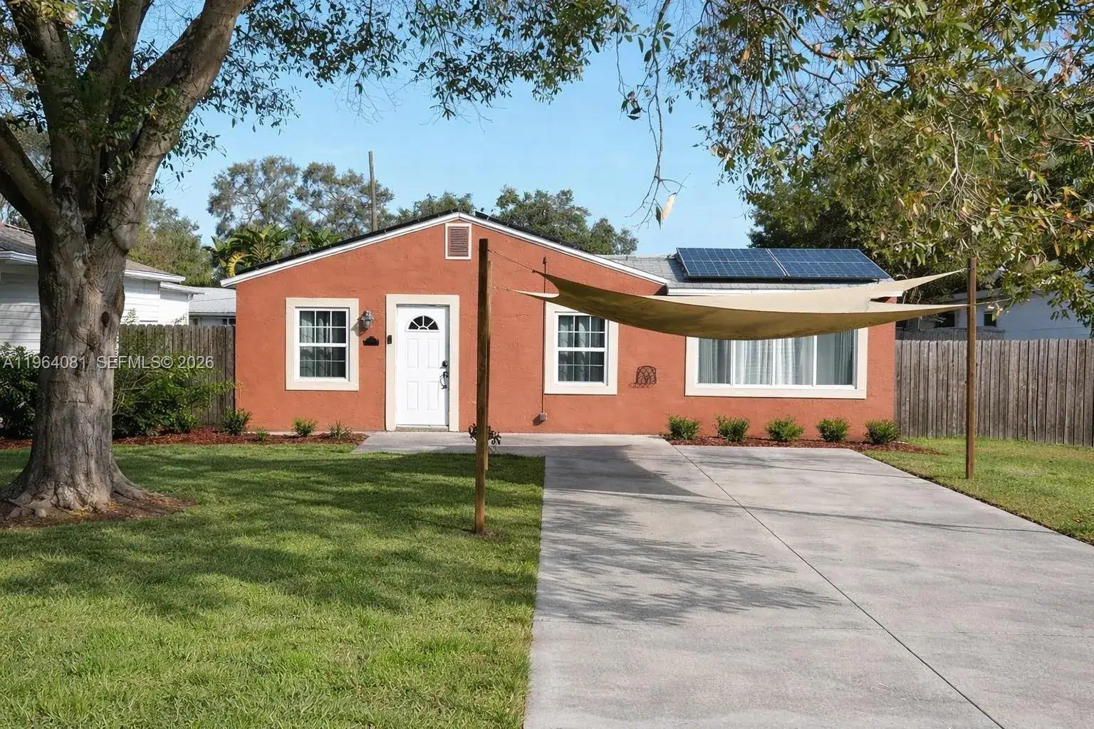 5613 N 19th Ave S, Other City - In The State Of Florida FL 33707