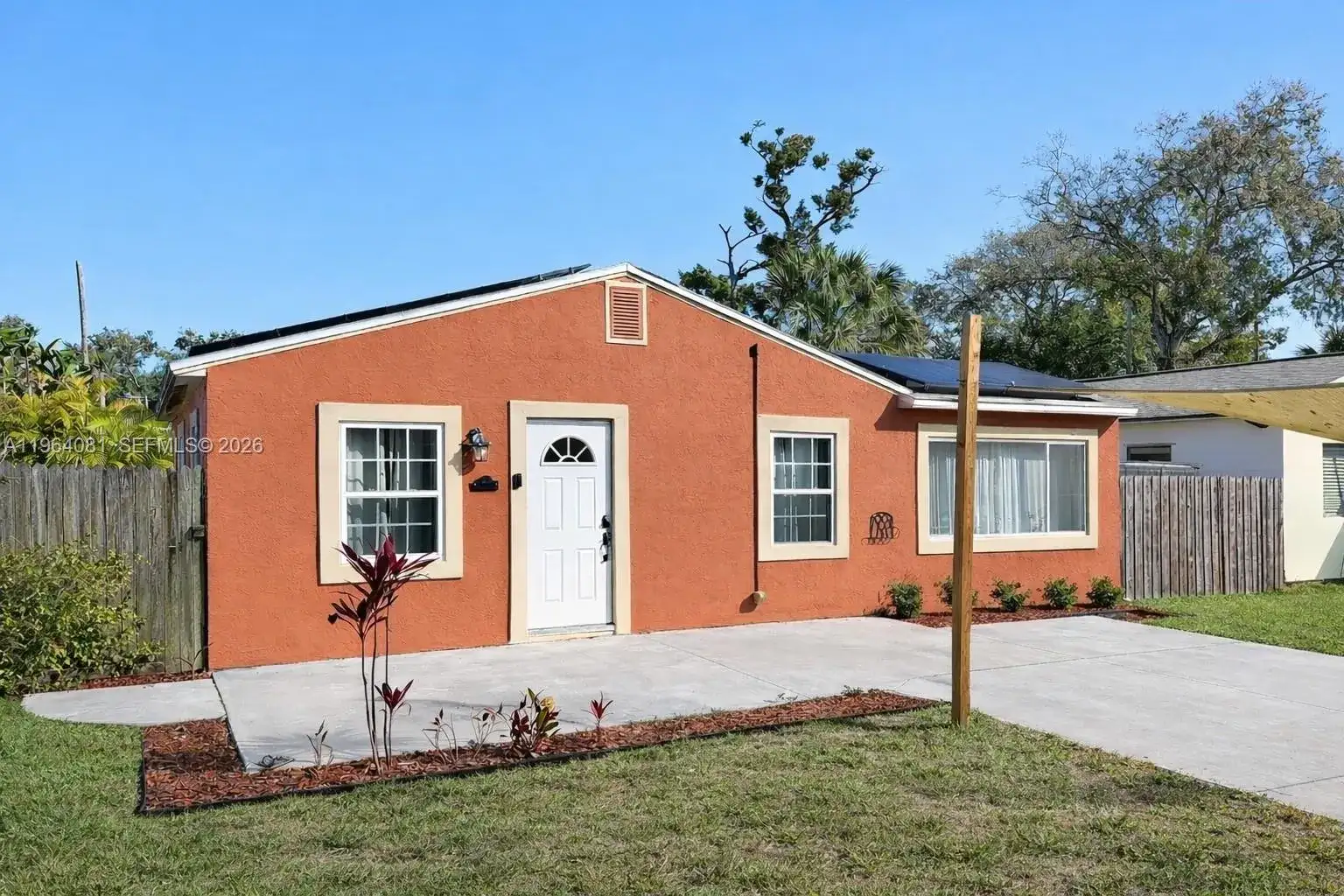 5613 N 19th Ave S, Other City - In The State Of Florida FL 33707 photo 3