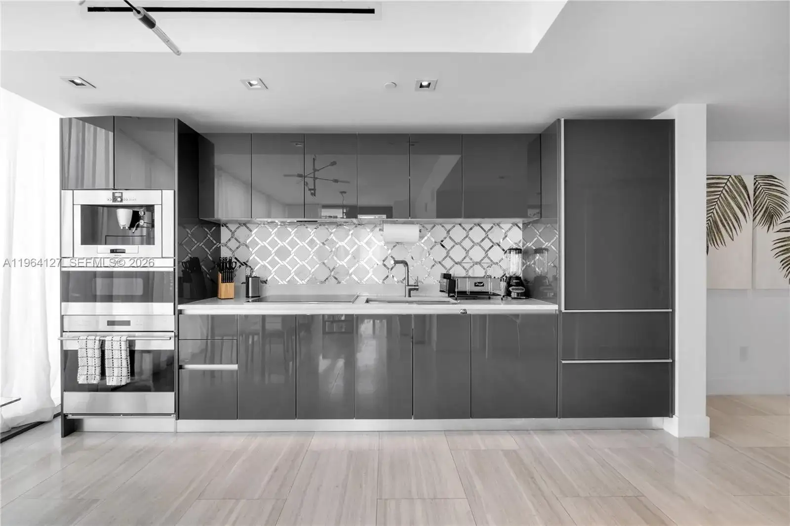 1451 Brickell Ave # 1004, Miami FL 33131 photo 4