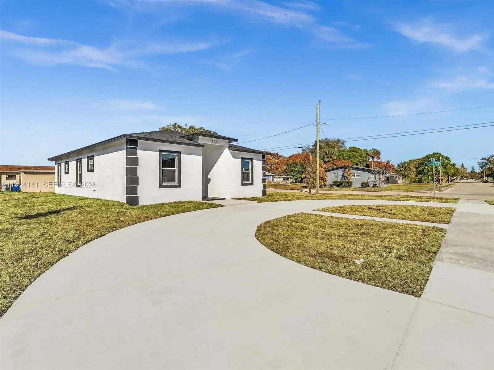 803 N 20th St, Fort Pierce FL 34950 photo 3