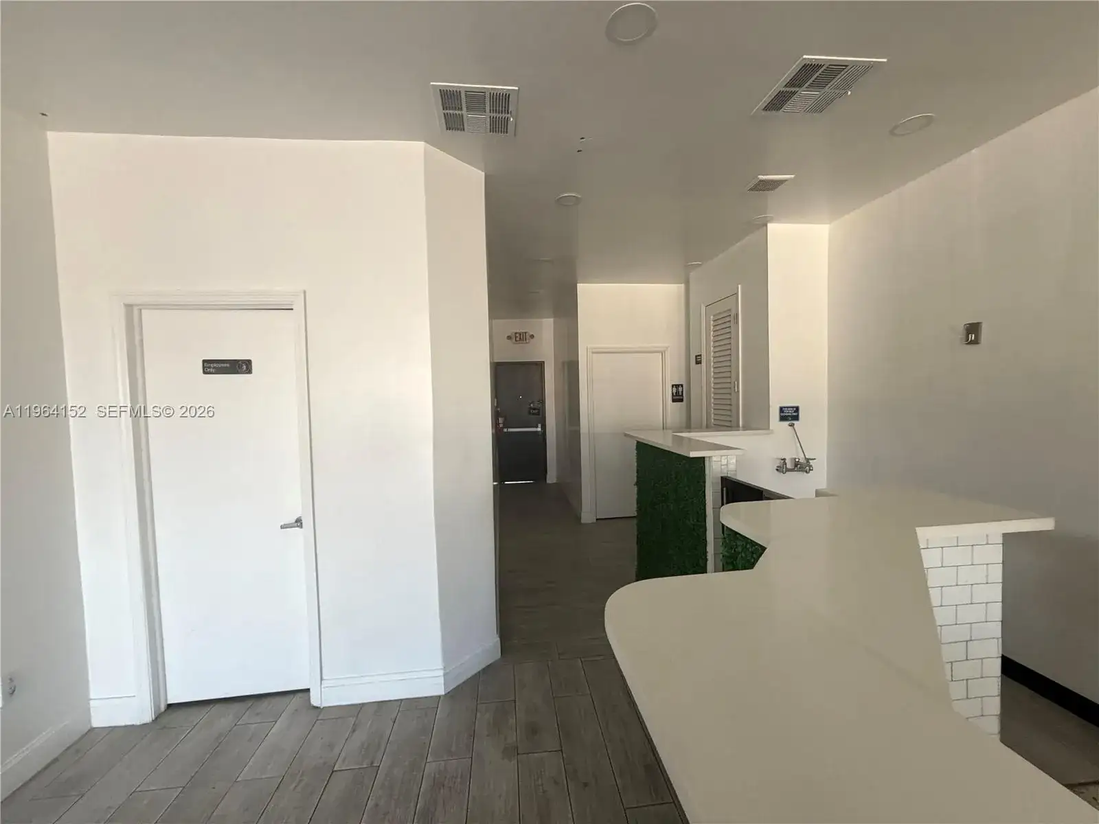 14720 NW 7th Ave, Miami FL 33168 photo 2