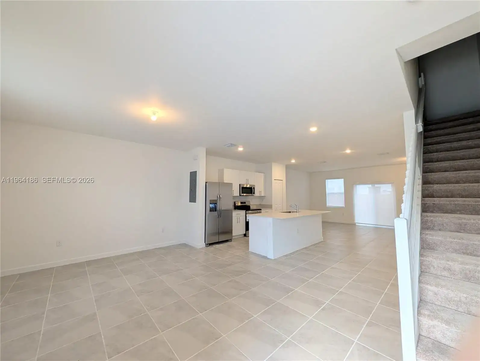 1172 SE 1st Ter, Florida City FL 33034 photo 2