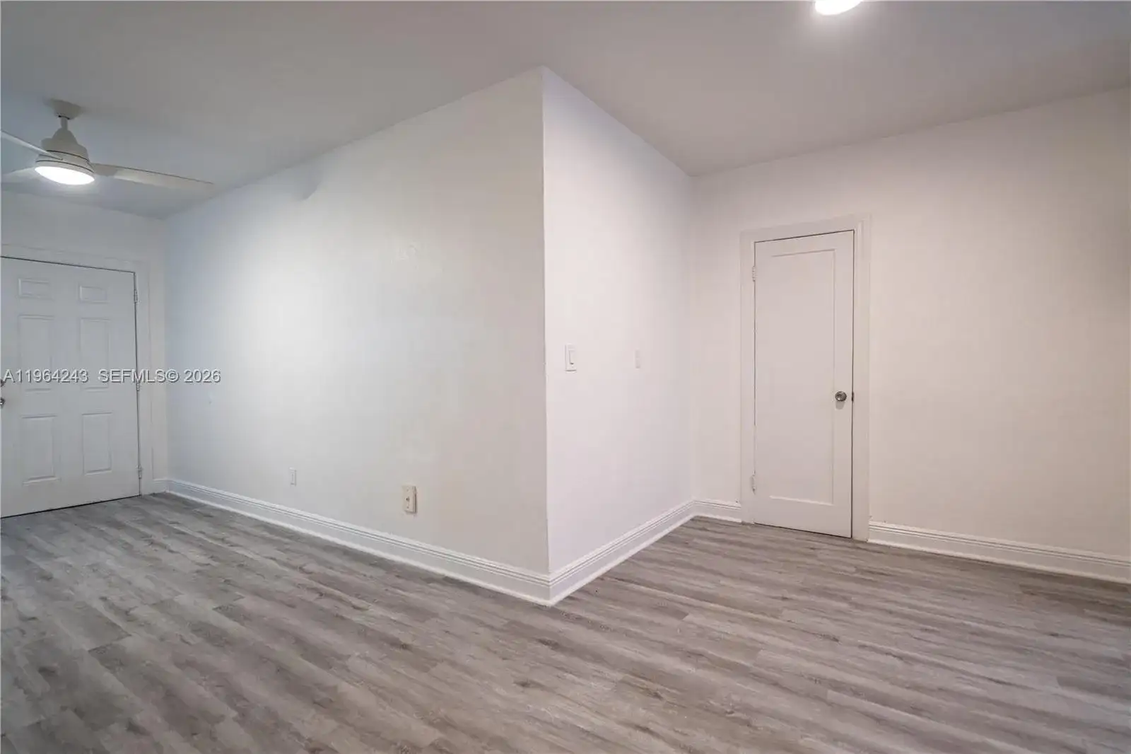 7325 Carlyle Ave # 9, Miami Beach FL 33141 photo 2