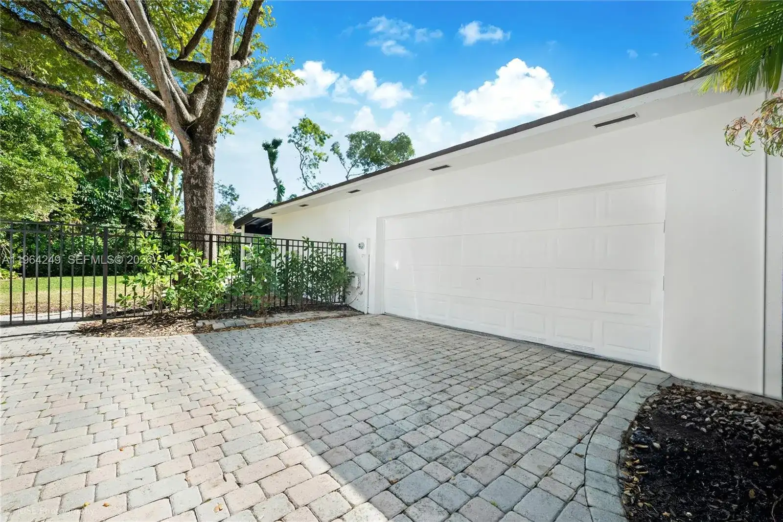 17203 SW 78th Pl, Palmetto Bay FL 33157 photo 4