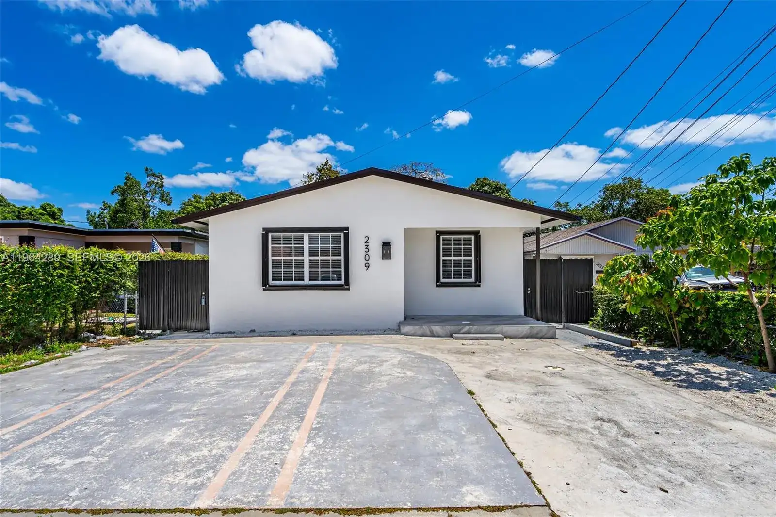 2309 SW 62nd Ave, Miami FL 33155 photo 2