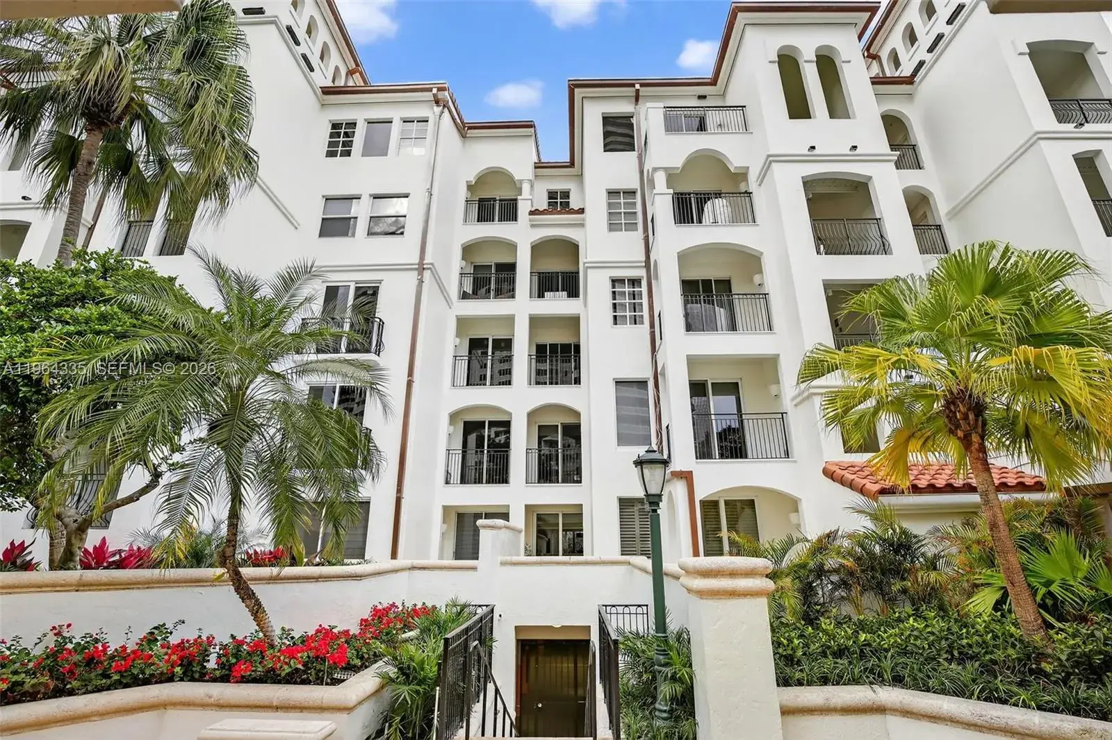 3500 ISLAND BL # 201, Aventura FL 33160