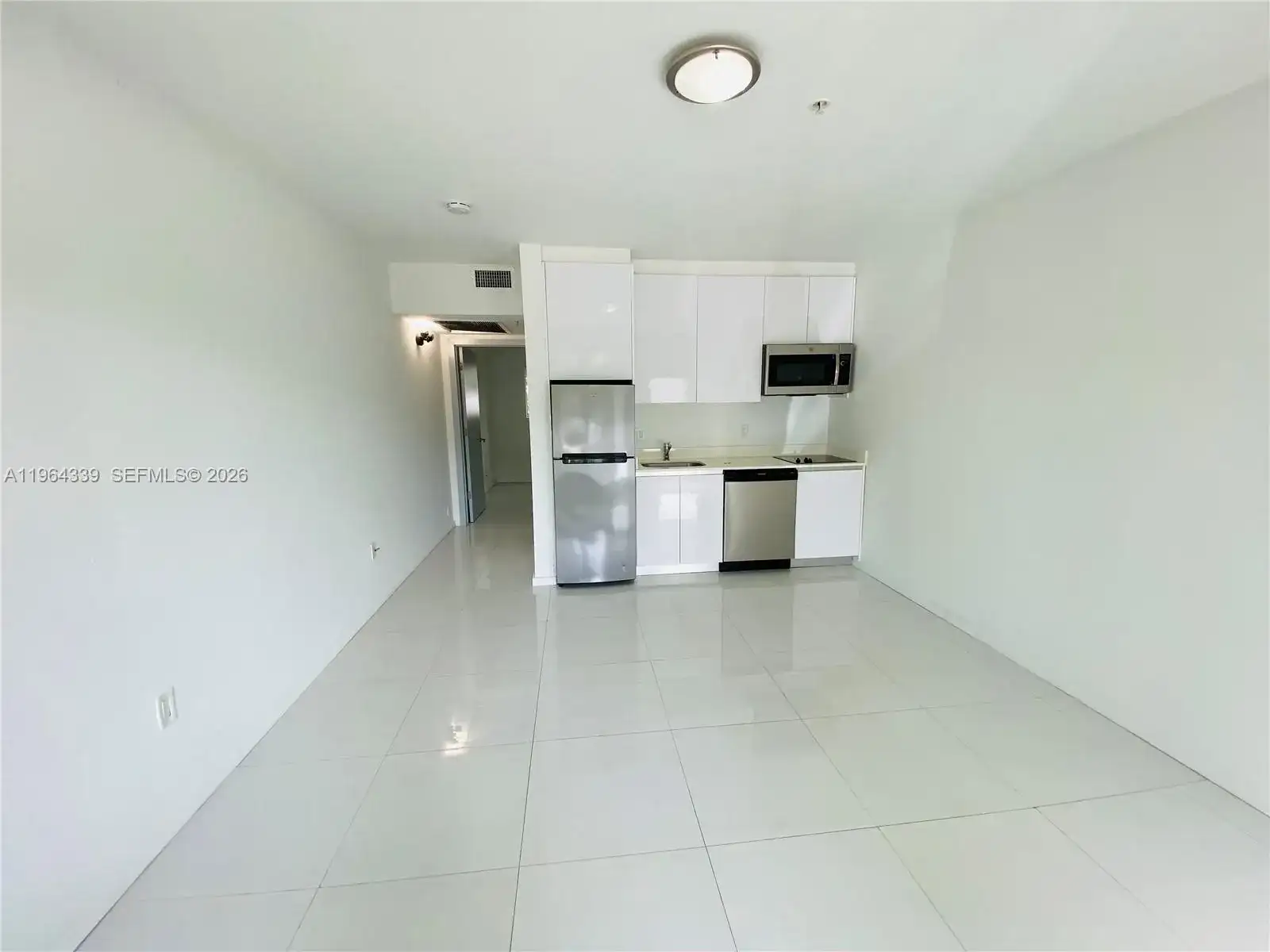 801 15th Street # 102, Miami Beach FL 33139 photo 2