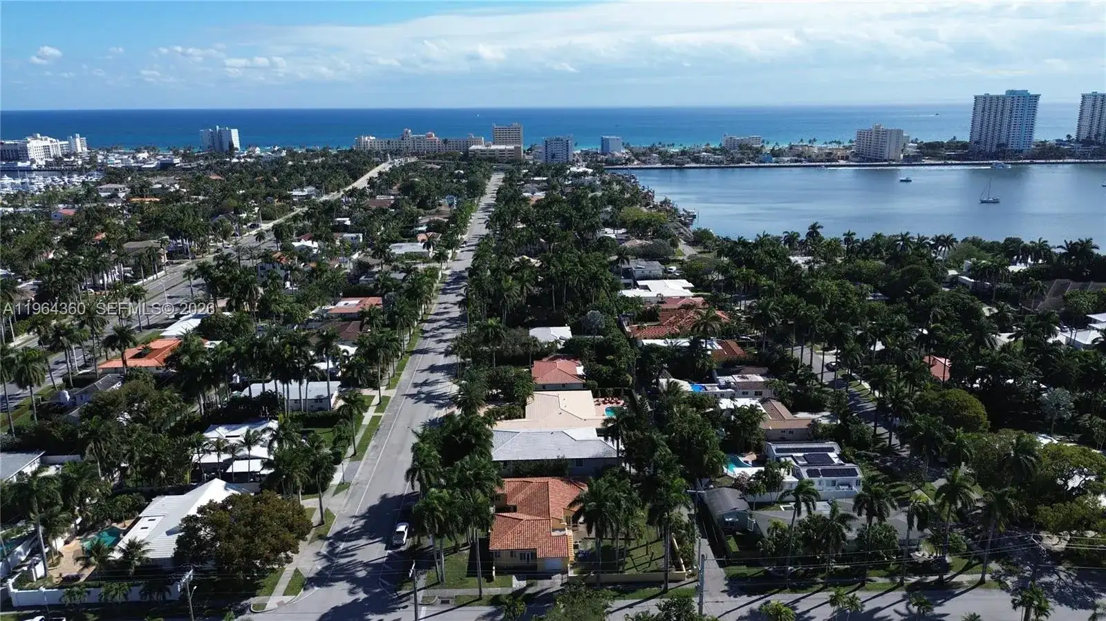 1000 Harrison St, Hollywood FL 33019 photo 4