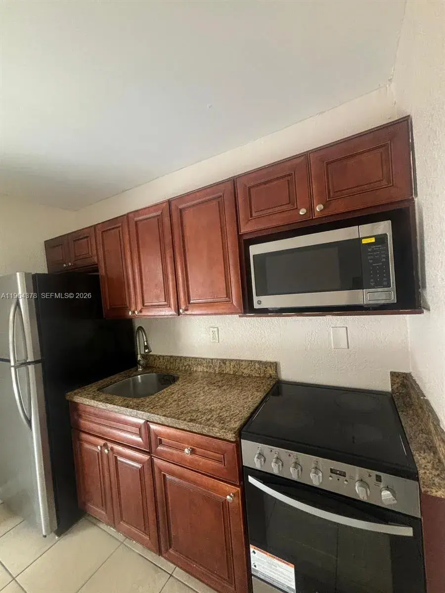 534 NW 23rd Ave, Fort Lauderdale FL 33311