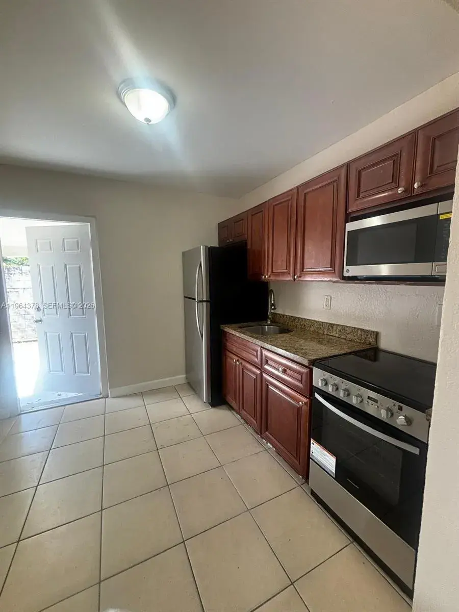 534 NW 23rd Ave, Fort Lauderdale FL 33311