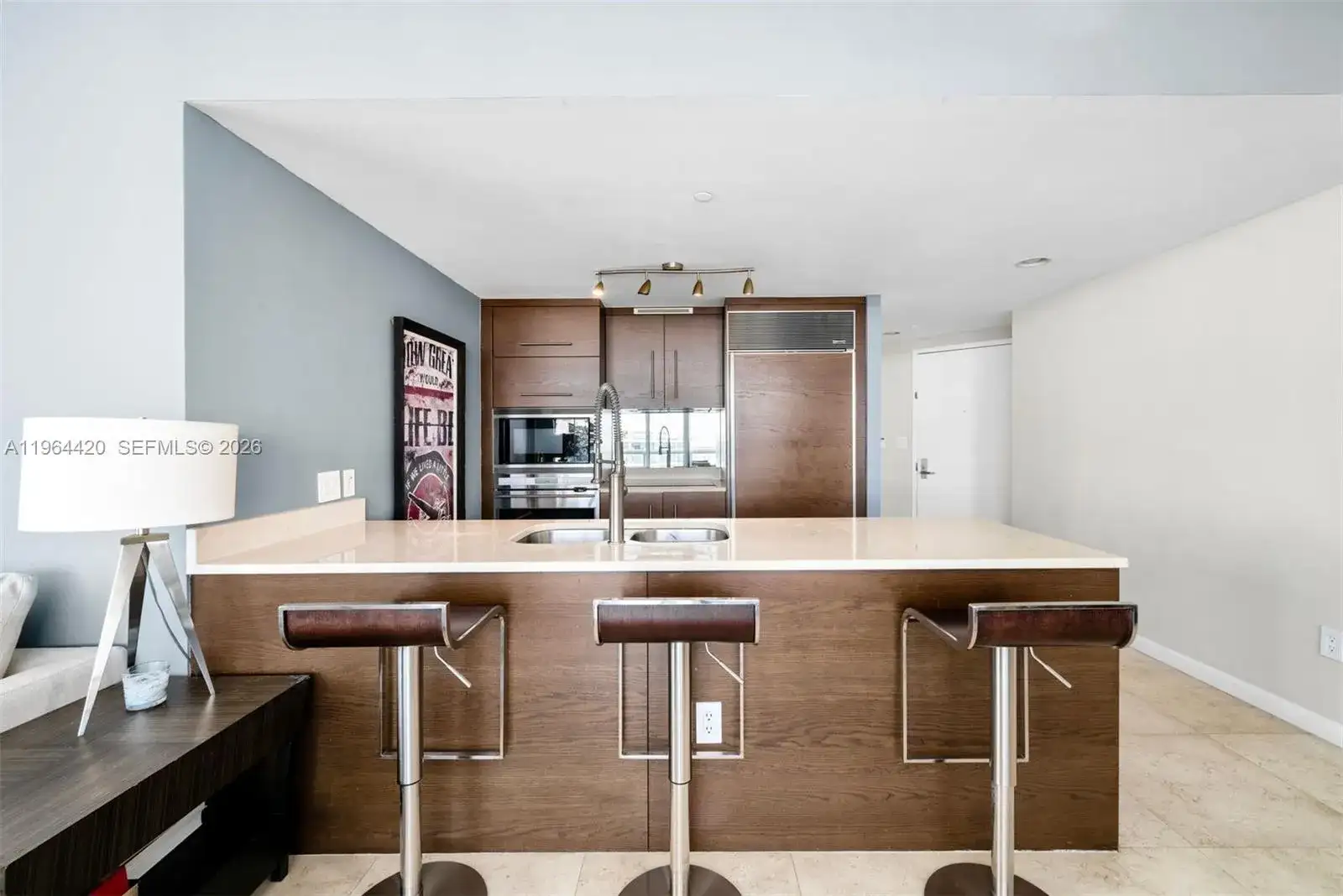 465 Brickell Ave # 5302, Miami FL 33131 photo 2