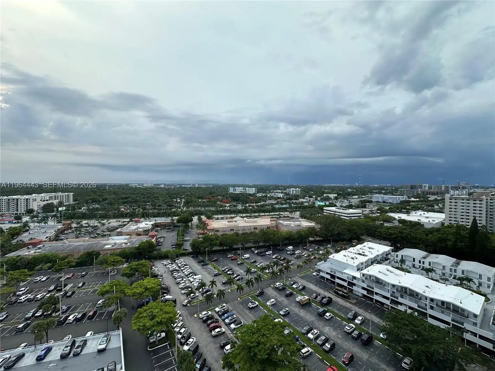 18051 Biscayne Blvd, Aventura FL 33160 photo 2