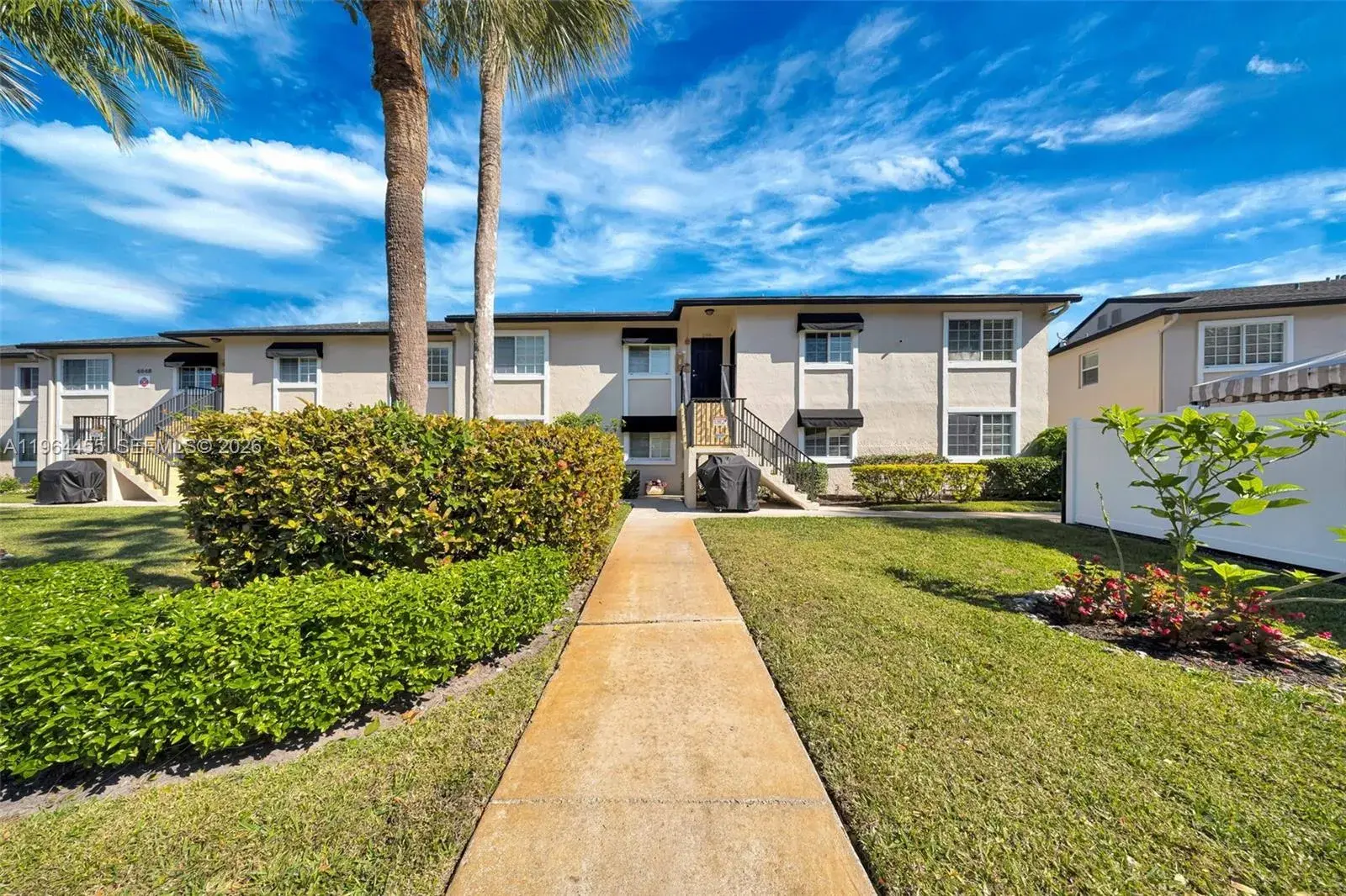4040 Crystal Lake Dr # 105, Deerfield Beach FL 33064