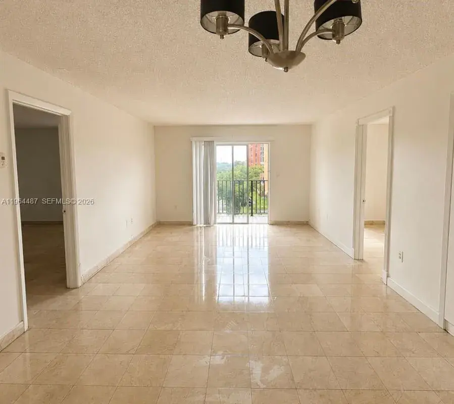 4721 NW 7th St # 12, Miami FL 33126