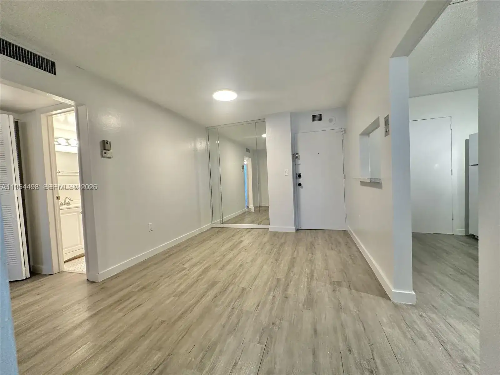 1470 NE 125th Ter # 210, North Miami FL 33161 photo 4