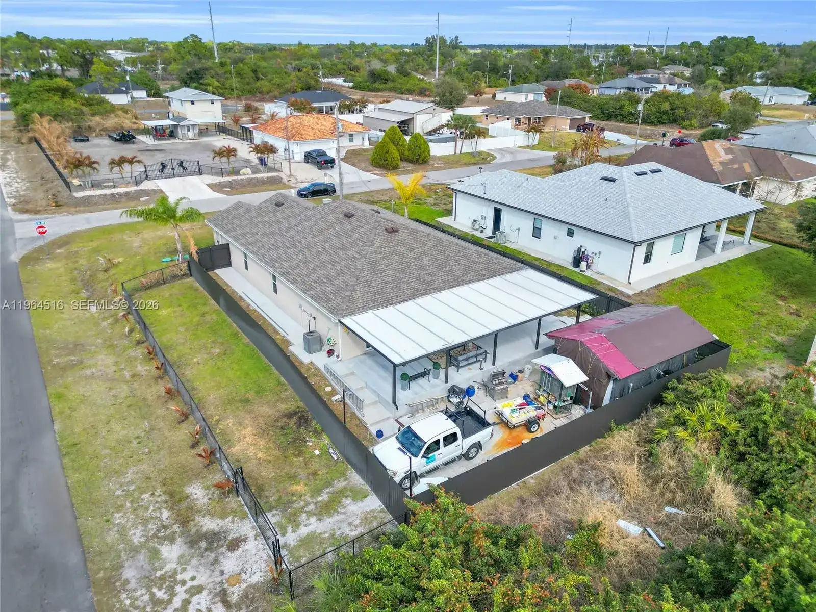 2707 2nd St SW, Other City - In The State Of Florida FL 33976 photo 4