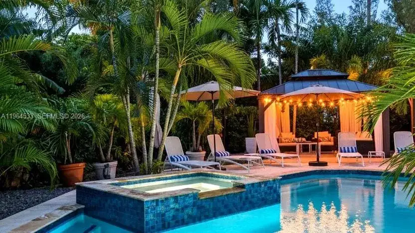 6180 Pine Tree Dr, Miami Beach FL 33140 photo 3