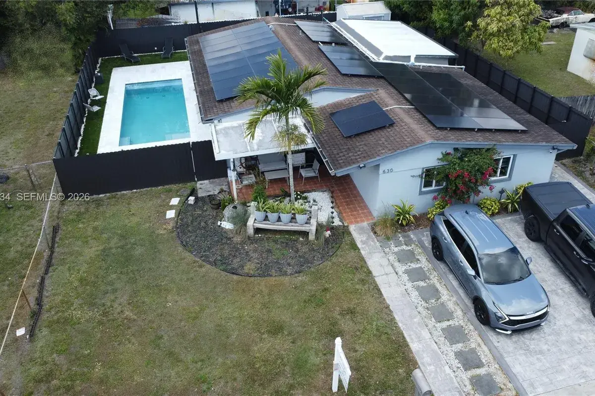 630 N 66th Ave, Hollywood FL 33024